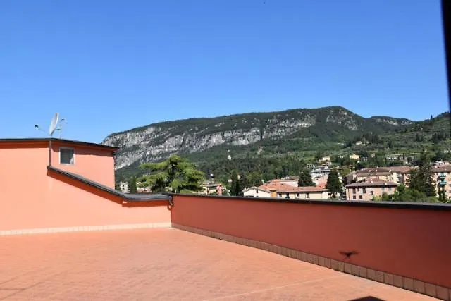 Apartamento La Terrazza Garda